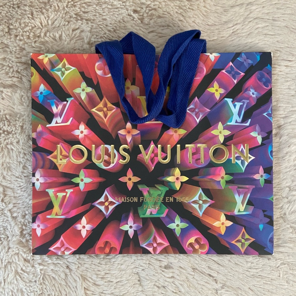 Louis Vuitton shopping bag